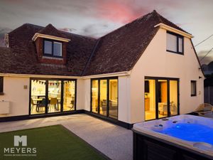 Photo 23- click for photo gallery